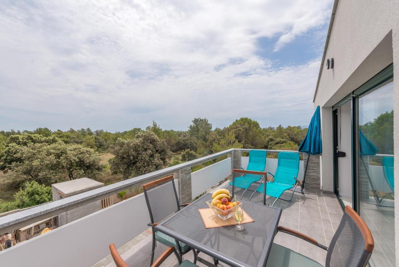 Windrose Apartments Vir Exterior foto